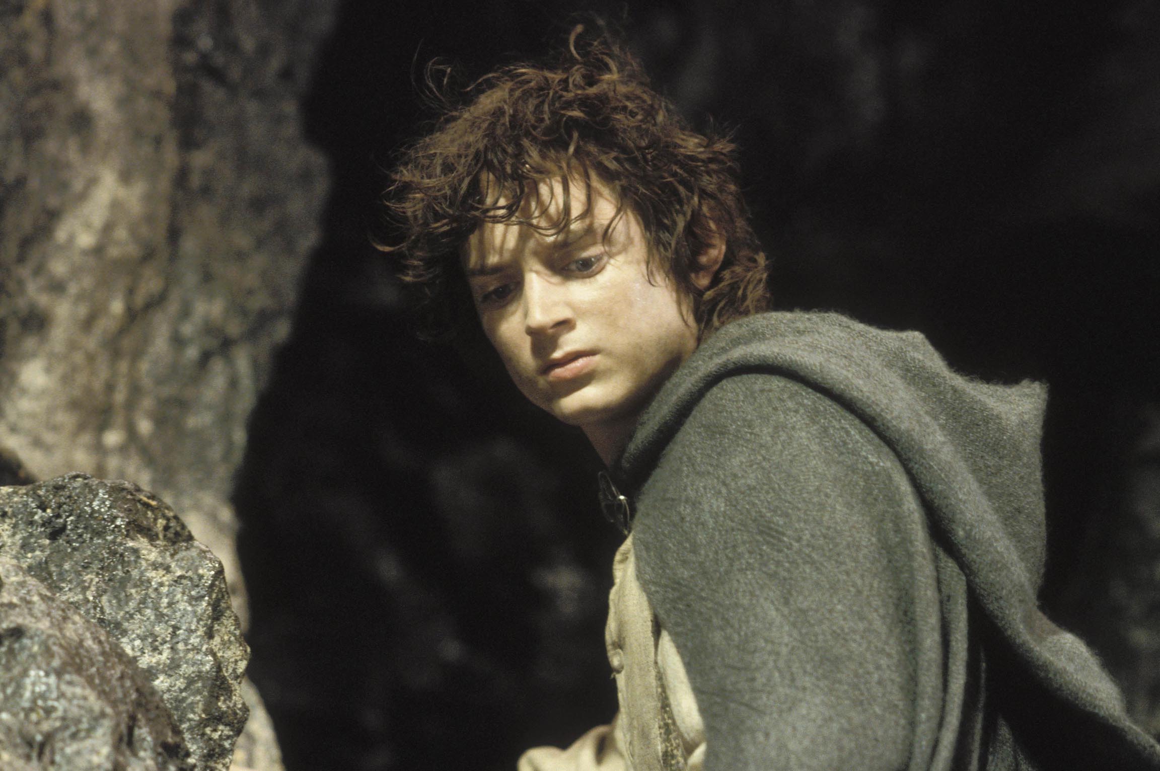 Властелин колец григорьева. Элайджа Вуд Фродо. Фродо Бэггинс Возвращение короля. Фродо Бэггинс кадры. Хоббит Фродо.