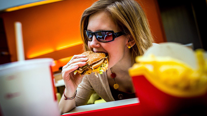 ПОДАВИЛИСЬ БИГМАКОМ: ПОЧЕМУ НА САМОМ ДЕЛЕ УХОДЯТ ЗАПАДНЫЕ КОМПАНИИ