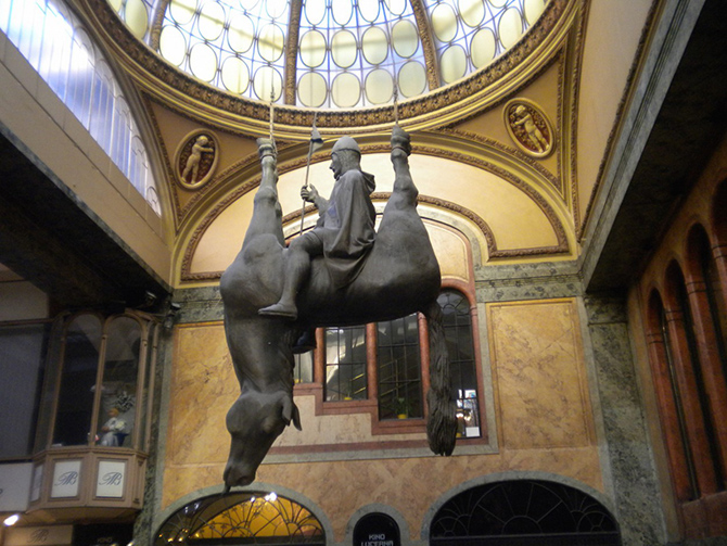 10 внушающих ужас статуй, на которые стоит взглянуть 10 внушающих ужас статуй, на которые стоит взглянуть интересное