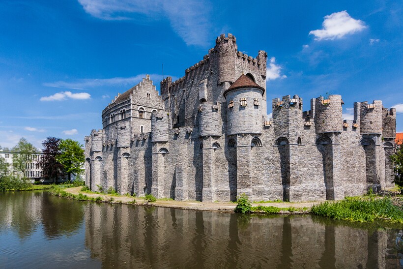 Замок Гравенстен в Бельгии. Фото: traveltimes.ru