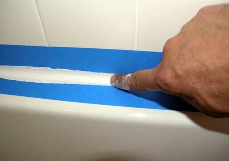 Чем заделать трещину в ванной