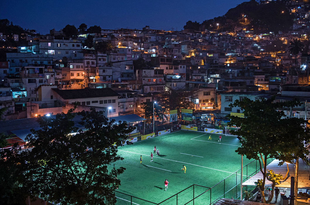 Необычные футбольные поля из разных стран мира Необычные футбольные поля из разных стран мира путешествия