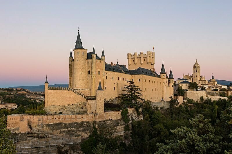 Замок Алькасар в Испании. Фото: wikipedia.org