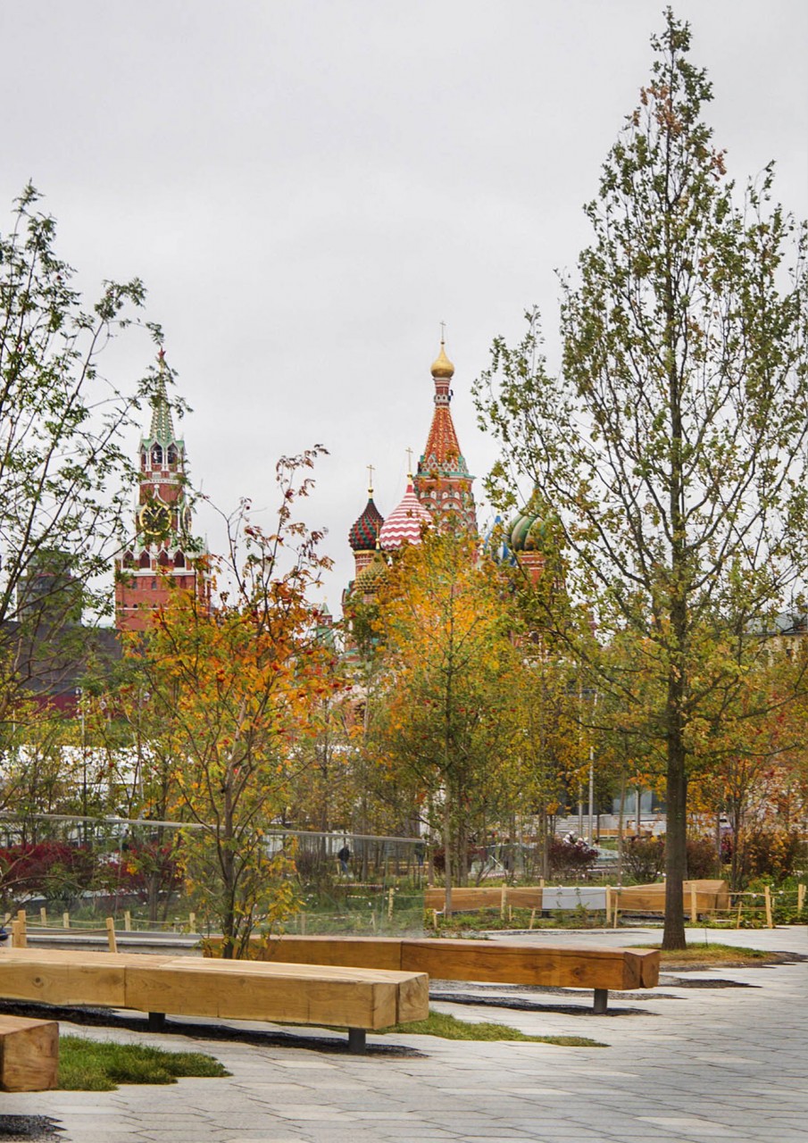Прогулка по московскому парку «Зарядье»