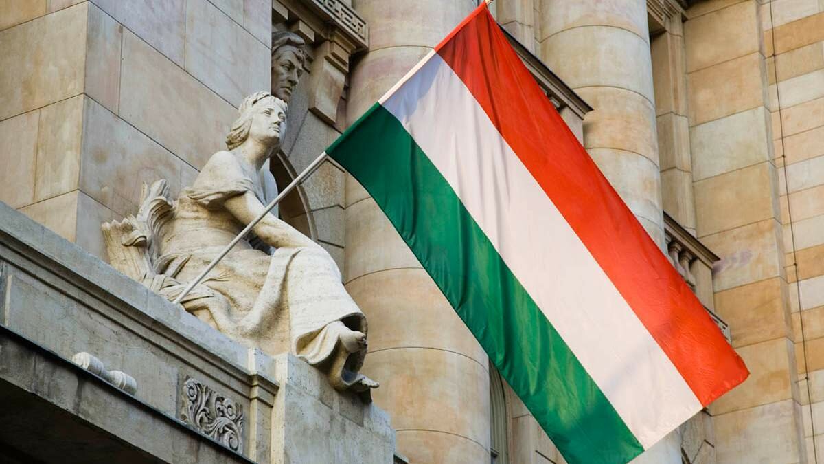 Министр обороны Венгрии считает, что Украина не готова вступить в НАТО