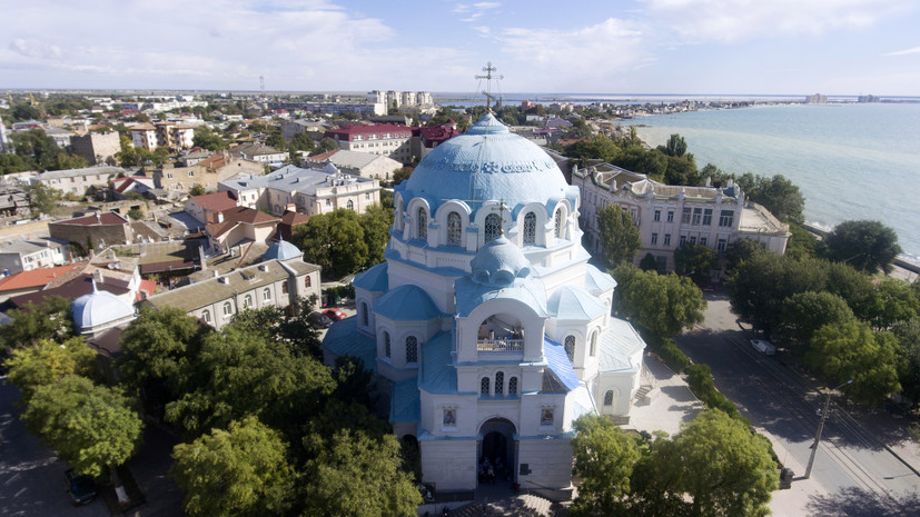 В Крыму рассказали о программе празднования Дня молодёжи