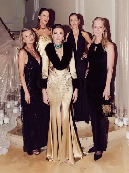 Звёздный состав: как Снежанна Георгиева отпраздновала свой юбилей