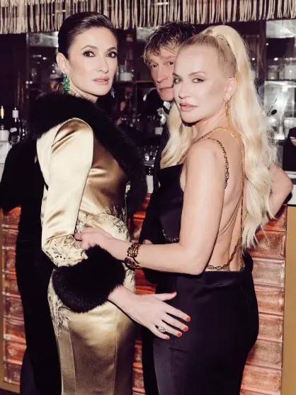 Звёздный состав: как Снежанна Георгиева отпраздновала свой юбилей