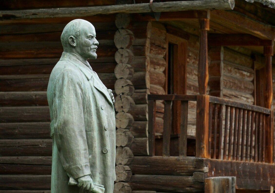 Как крестница Ленина стала финской ведьмой, история актрисы сыгравшей злую Лоухи в сказке «Сампо» Как крестница Ленина стала финской ведьмой, история актрисы сыгравшей злую Лоухи в сказке «Сампо» актриса, Орочко, Алексеевна, Турандот», Владимир, театра, театр, Птушко, жизнь, гимназию, ссылке, только, Вахтангова, самые, актеров, родилась, актрисой, образ, педагог, стала