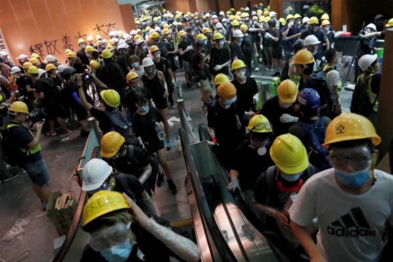 Беспорядки в Гонконге. Применит ли Китай армию и что будет делать Запад Беспорядки в Гонконге. Применит ли Китай армию и что будет делать Запад геополитика