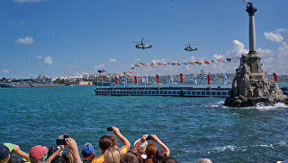 Во время военно-морского парада в Севастополе