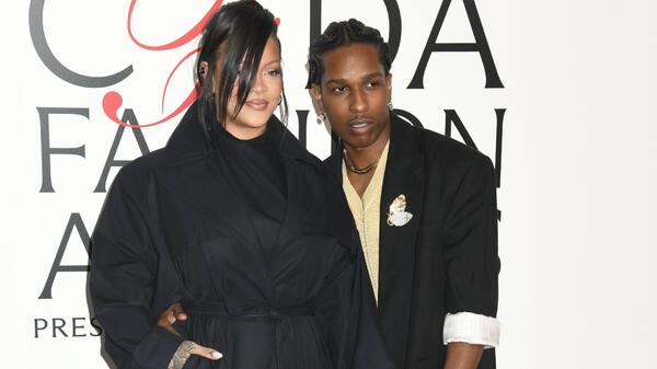 Впечатлила: Рианна впервые после третьих родов показалась на красной дорожке - актуальные новости по теме Ньюйоркский музей естественной истории на Toplenta