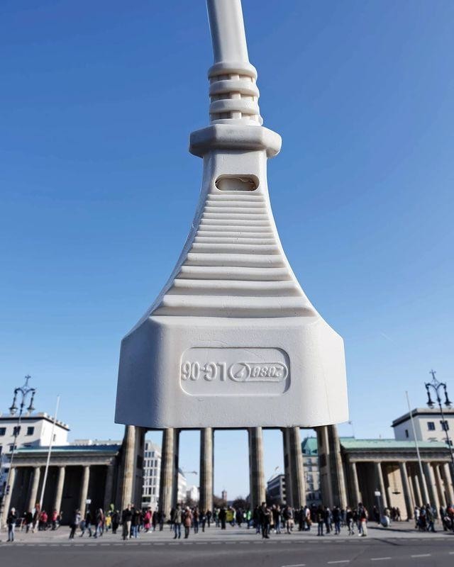 Фотография: Фотограф демонстрирует чудеса перспективы в удивительных и смешных снимках №14 - BigPicture.ru