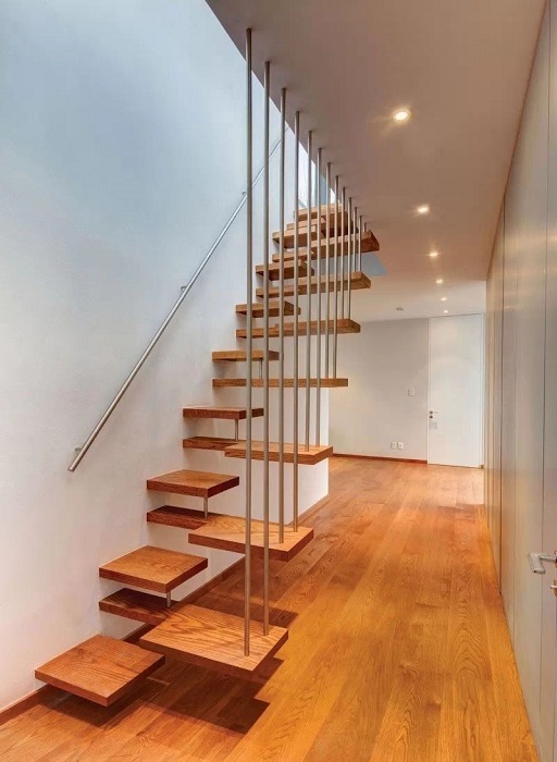Локаничные лестницы в дизайне интерьера
