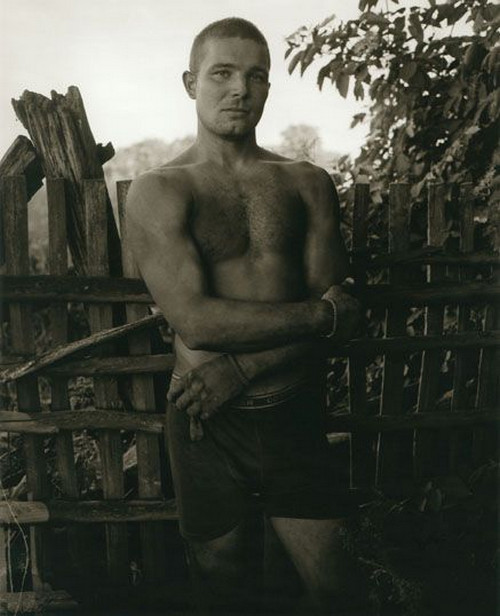 Дети турбулентного возраста и трудовые мигранты в портретах Ингара Краусса Дети турбулентного возраста и трудовые мигранты в портретах Ингара Краусса