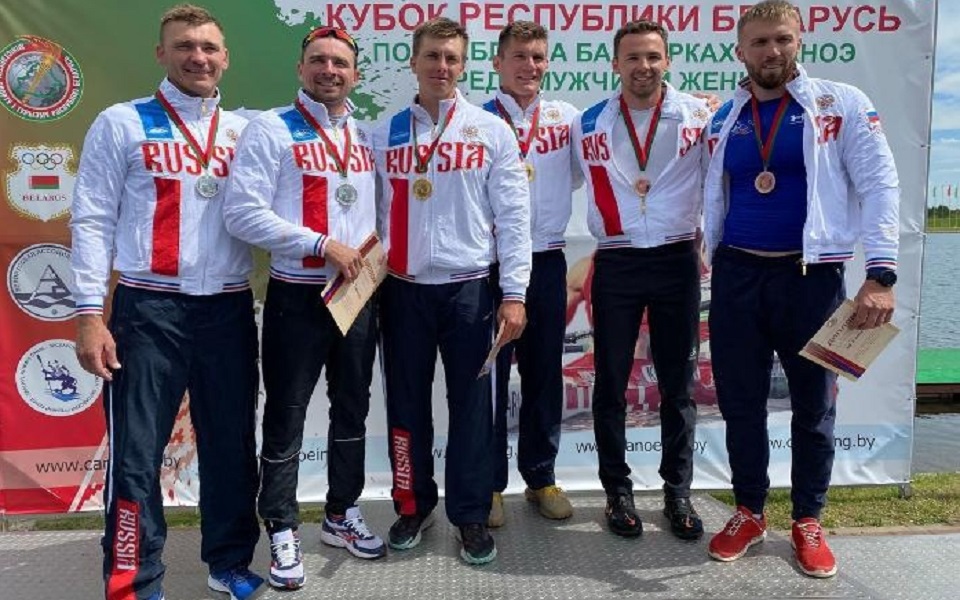 Гребцы из Рязани завоевали 9 медалей на соревнованиях по гребле в Белоруссии