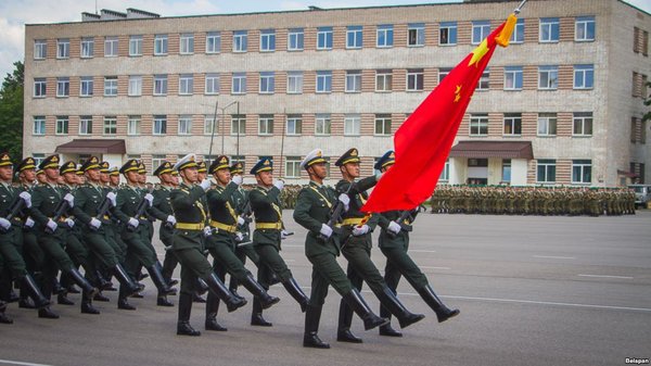 Китайские военные в Беларуси – что задумал Батька?