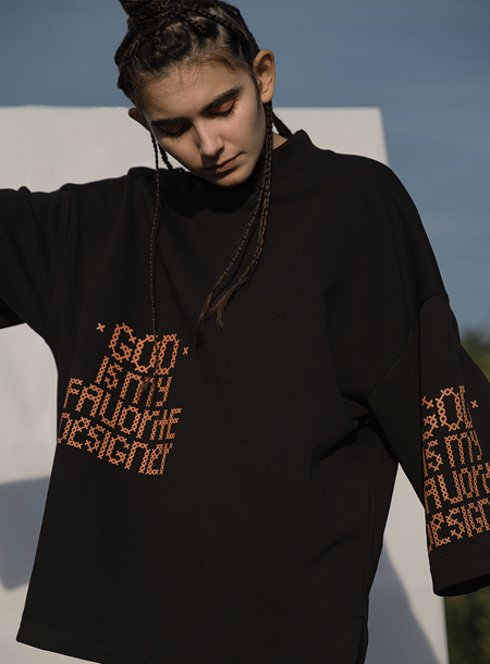 От капсул для самоизоляции до digital-коллекций: дизайнеры представили новые лукбуки Мода,Новости моды