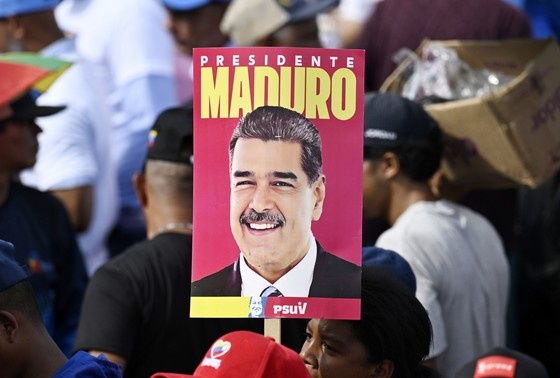 28 июля в Венесуэле пройдут выборы главы государства. Серьезным конкурентом действующего президента страны Николаса Мадуро стал правый политик Эдмундо Гонсалес Уррутиа. По мнению опрошенных NEWS.