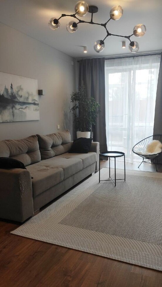 Мебель в обычной квартире должна быть гармоничной, одной по стилю и многофункциональной.