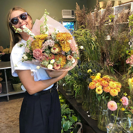 Звездный Instagram: еще одна свадьба, акции протеста и модные показы Хроника