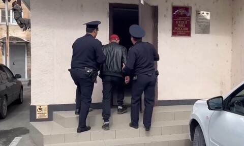 Душил проводом и истязал горячим утюгом: так житель Крымска решил отомстить соседям за кражу телевизора