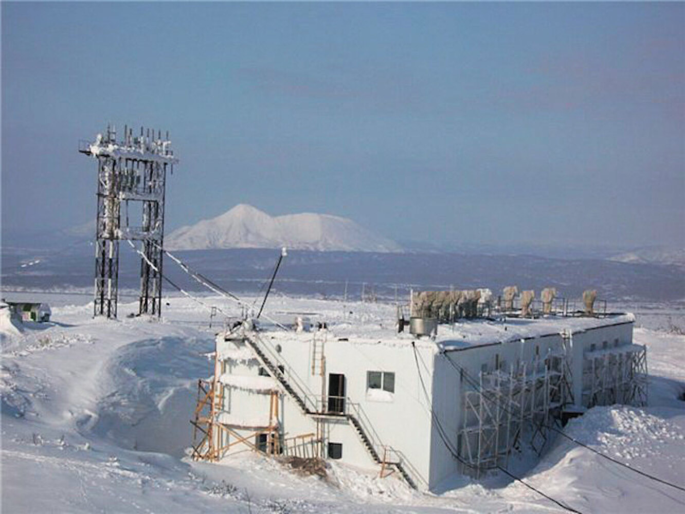 Станция петропавловск камчатский. Полигон кура на Камчатке. Гора Лызык Камчатка. Полигон РВСН на Камчатке.