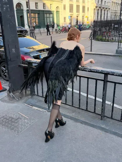 Винтаж, латекс и кружево: как и в чём Ксения Собчак, Ольга Карпуть, Елена Перминова, Катя Кищук и модные блогеры проводят время в Париже daniel,blords,instagram (инстаграм),социальная сеть,laurent saintlaurent,serebro,Анна Александрова,виктория салават,джонатан андерсон,Джон Гальяно,диана коркунова,екатерина кищук,Елена Перминова,кристина романова,Ксения Собчак,Ксения Чилингарова,лина дембикова,мэри лист,ольга карпуть,рената пиотровски,станислава токарева,Стелла Маккартни,юлия воронова,Яна Расковалова