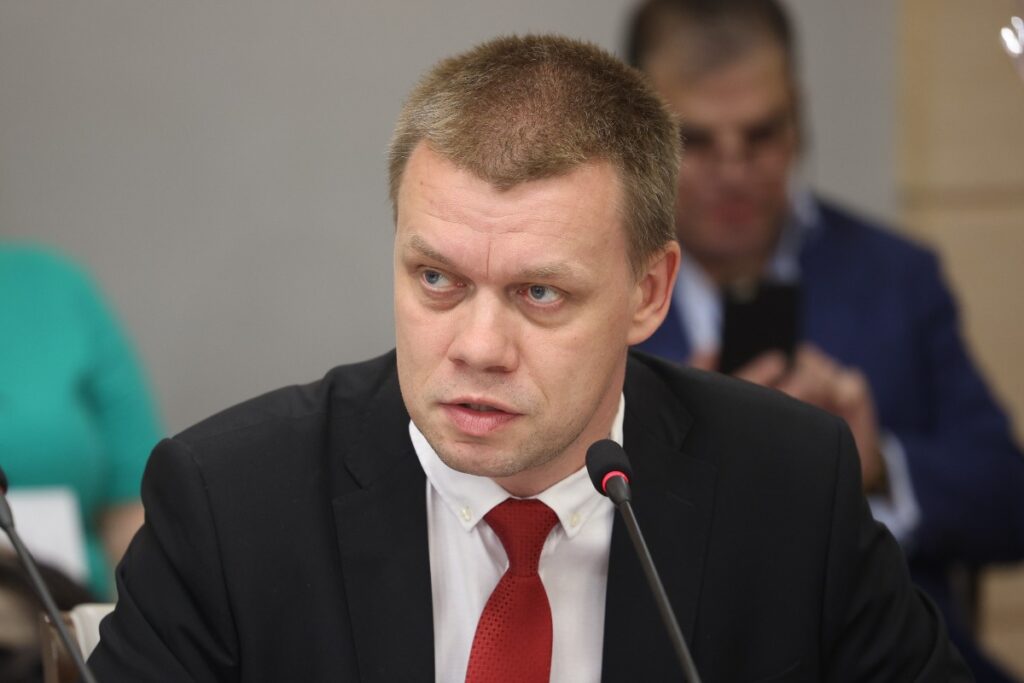 Мосгордума лишила мандата одного из депутатов-иноагентов