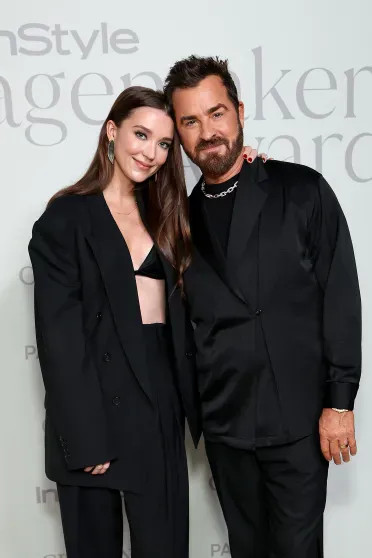 Бывший муж Дженнифер Энистон, 54-летний Джастин Теру, впервые стал отцом Энистон, Брайдон, Джастин, актриса, родителями, Николь, Дженнифер, Сейчас, психотерапевту, друзьями, обращалась, 57летняя, разрыв, переживала, тяжело, признавалась, Бывший, экссупруги, близкими, остались