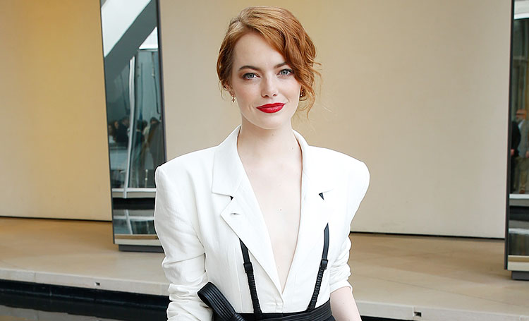 Эмма Стоун впервые стала матерью