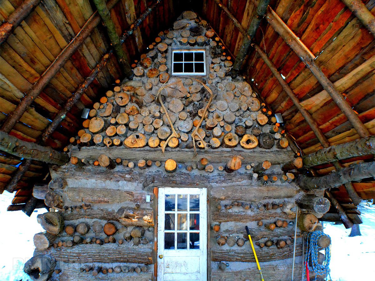 дома из дров и глины фото