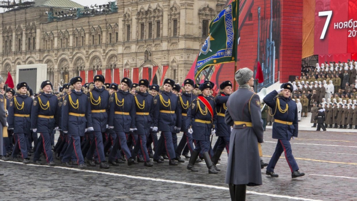 Мероприятие в москве 7 ноября. Парад 7 ноября 2019 Москва. Парад на красной площади 2019. Парад в Москве 2019 год. Парад ноябрь 2020.