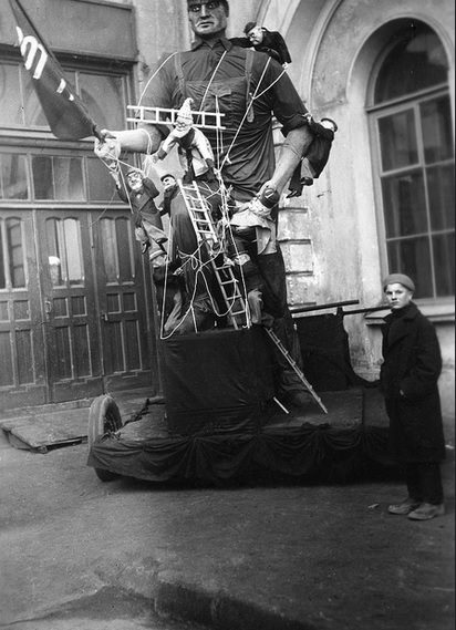 Дела писателей-графоманов 1930-х годов Дела писателей-графоманов 1930-х годов