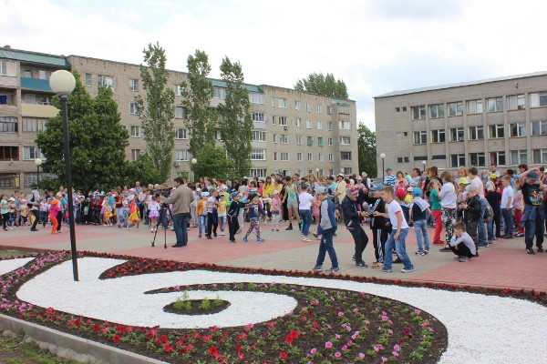 Фото уварово тамбовской. Город Уварово Тамбовской области. Уварово центр города. Уварово парк. Парк имени Ленина г.Уварово Тамбовской области.