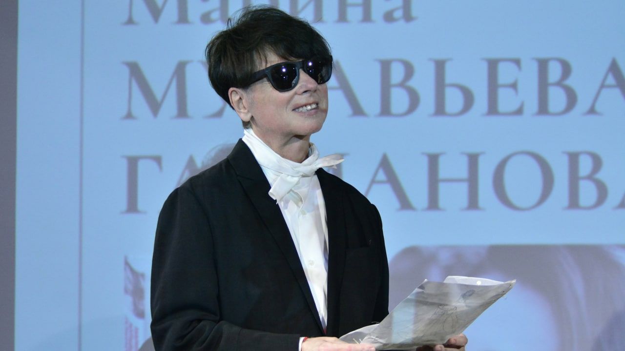 Онкобольной Юдашкин не смог прилететь в Гонконг для знакомства с новорожденной внучкой