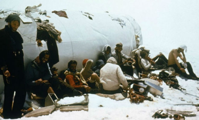 Самолет аварийно сел в Андах и люди 72 дня выживали на ледниках горы,длинная новость,история,Пространство,путешествие,спортъ,уругвай,чудо в андах