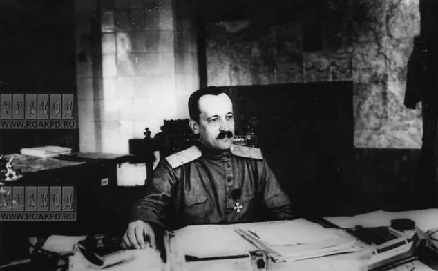 Генерал Бредов