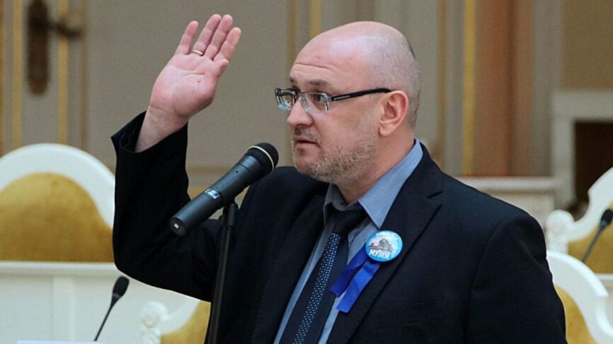 Виталий Милонов просит СК лишить Резника депутатской неприкосновенности