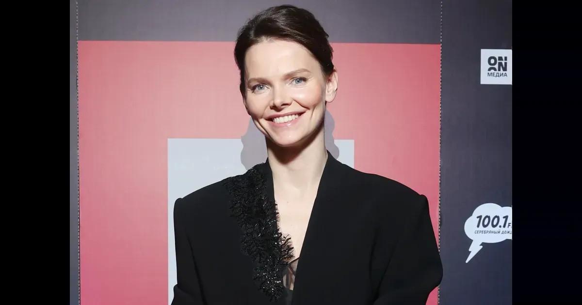 Елизавета Боярская, Анна Банщикова, Анна Меликян и Мила Ершова посетили фестиваль студенческих спектаклей "Первый план"