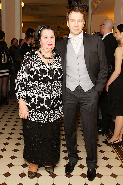 «Огромный талант, которого тянет к мужикам»: обнародованы романы актера Евгения Миронова и слухи о других предпочтениях в любви «Огромный талант, которого тянет к мужикам»: обнародованы романы актера Евгения Миронова и слухи о других предпочтениях в любви актер,Евгений Миронов,звезда,наши звезды,скандал,фильм,шоубиz,шоубиз