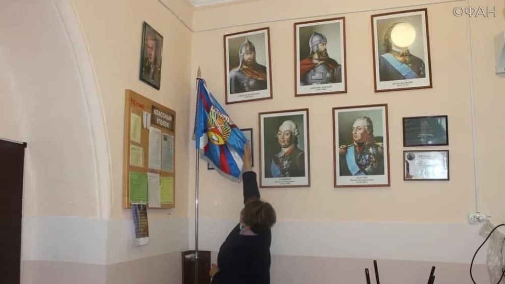 В Крыму показали, как проводят капитальные ремонты школ