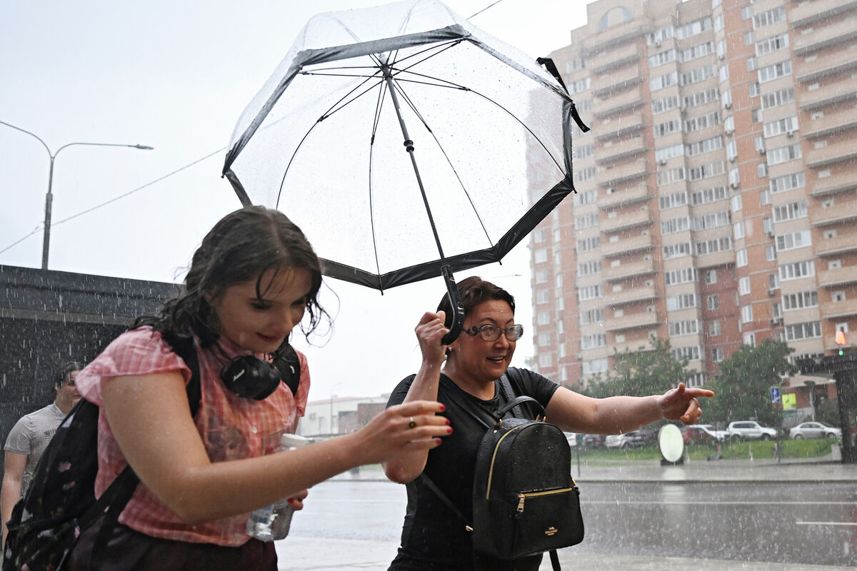Синоптик Тишковец назвал редкостью для Москвы прошедший накануне сильный ливень