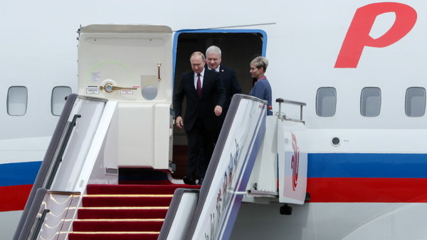 Путин прилетел в Актау на саммит Каспийской пятёрки