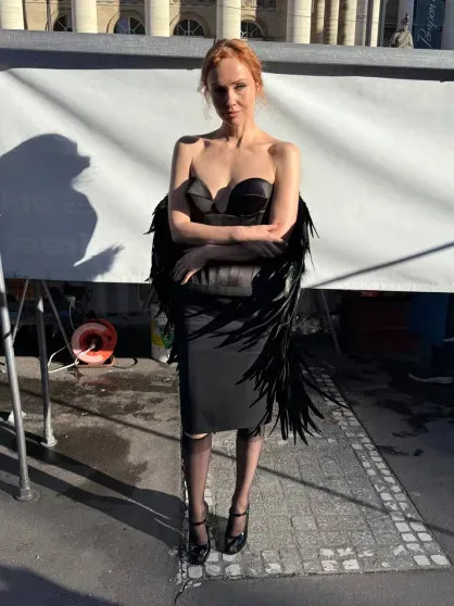 Винтаж, латекс и кружево: как и в чём Ксения Собчак, Ольга Карпуть, Елена Перминова, Катя Кищук и модные блогеры проводят время в Париже daniel,blords,instagram (инстаграм),социальная сеть,laurent saintlaurent,serebro,Анна Александрова,виктория салават,джонатан андерсон,Джон Гальяно,диана коркунова,екатерина кищук,Елена Перминова,кристина романова,Ксения Собчак,Ксения Чилингарова,лина дембикова,мэри лист,ольга карпуть,рената пиотровски,станислава токарева,Стелла Маккартни,юлия воронова,Яна Расковалова