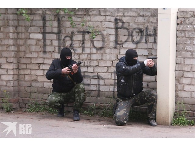 Что творится в Донбассе по ту сторону фронта: «Переодевались в вышиванки и сдавали друзей» украина