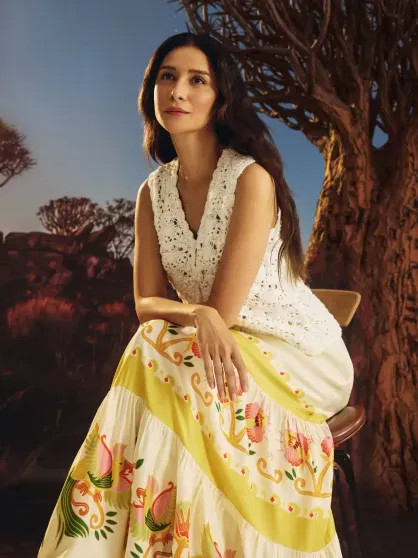 Равшана Куркова в платьях с сакральными символами снялась для бренда Оксаны Лаврентьевой Куркова, наше сообществоlРавшана, Равшана, актриса, снялась, бренда, жизни, наше сообществоl, назад, ребёнок, суррогатной, услугам, благодаря, появился, 45летняя, слухам, рассказала, Тогда, личной, деталями