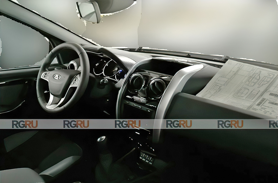 Обновленный Lada Largus: первые «живые» фотографии Новости