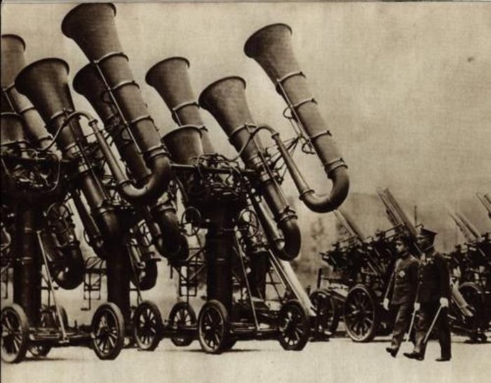 Акустические локаторы времен Первой Мировой Войны (21 фото)