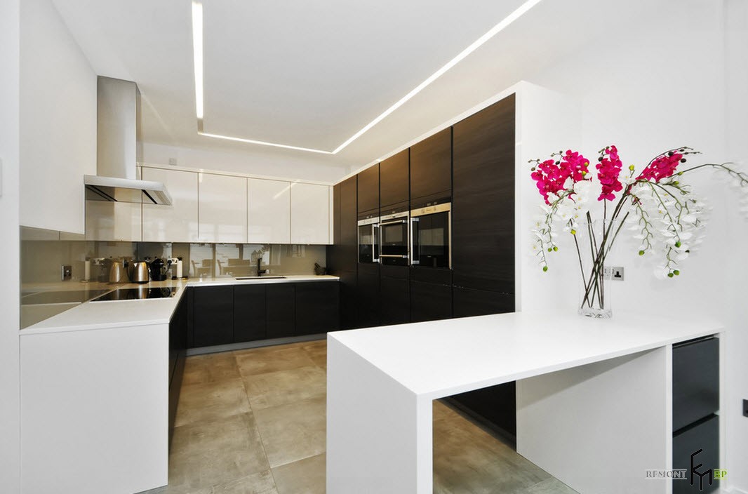 Черное на белом